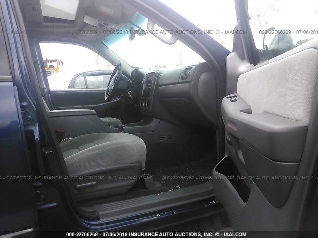 1FMZU73E55UA67572 - 2005 FORD EXPLORER XLT/XLT SPORT/NBX 蓝色 照片 5