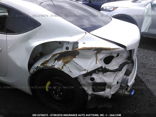 JF1ZNAA17D1719015 - 2013 TOYOTA SCION FR-S WHITE photo 6