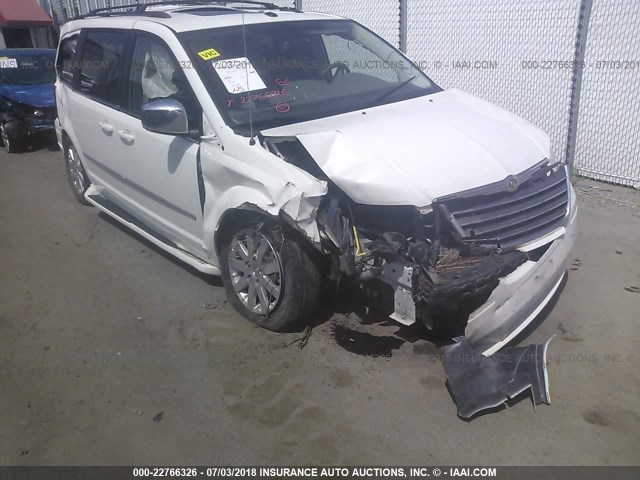 2A4RR5DX1AR136477 - 2010 CHRYSLER TOWN & COUNTRY TOURING WHITE photo 6