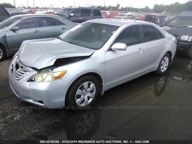4T1BE46K38U243859 - 2008 TOYOTA CAMRY CE/LE/XLE/SE SILVER photo 2