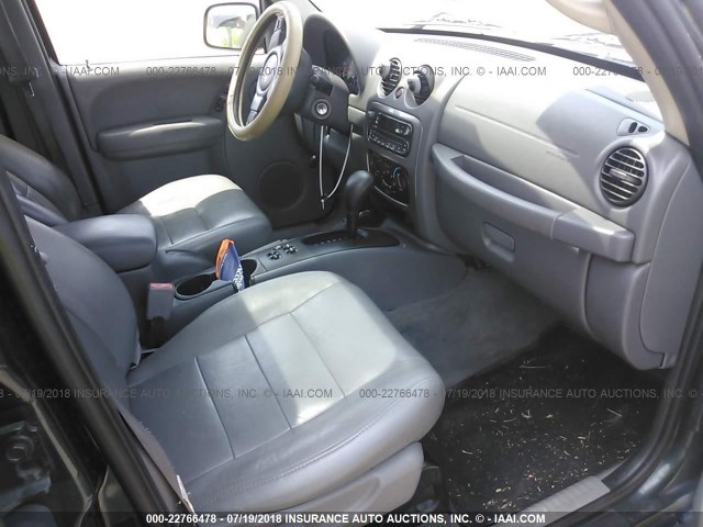 1J4GL38K75W688428 - 2005 JEEP LIBERTY RENEGADE GREEN photo 5