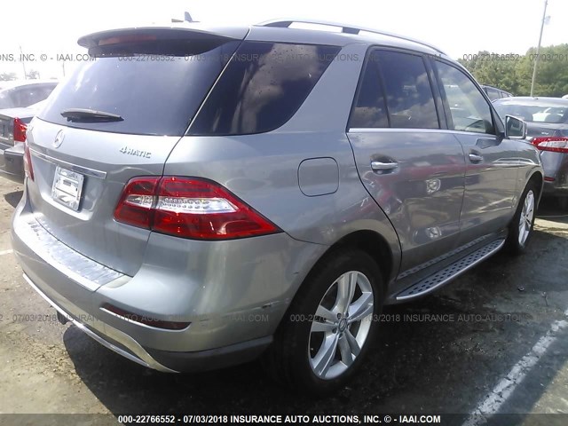 4JGDA5HB3CA028287 - 2012 MERCEDES-BENZ ML 350 4MATIC GRAY photo 4