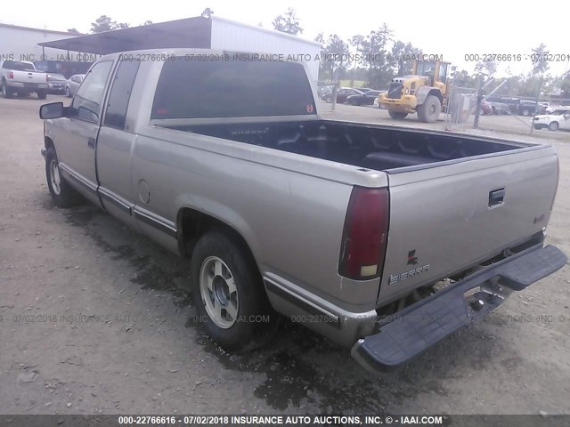 1GTEC19R0WR511975 - 1998 GMC SIERRA C1500 TAN photo 3