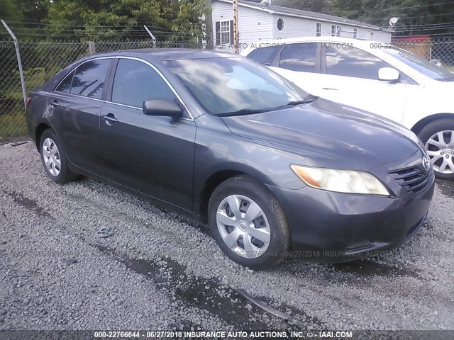 4T1BE46K77U065811 - 2007 TOYOTA CAMRY NEW GENERAT CE/LE/XLE/SE GRAY photo 1