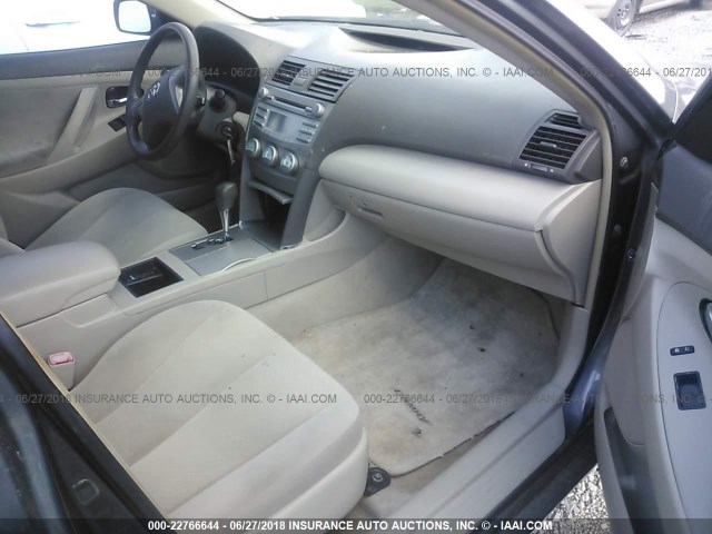 4T1BE46K77U065811 - 2007 TOYOTA CAMRY NEW GENERAT CE/LE/XLE/SE GRAY photo 5