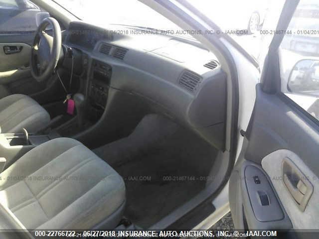 4T1BG22K5WU360473 - 1998 TOYOTA CAMRY CE/LE/XLE 白色 照片 5