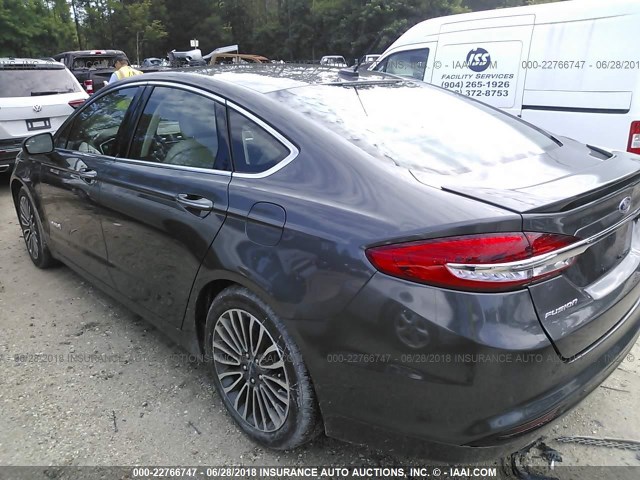 3FA6P0RU9JR182090 - 2018 FORD FUSION TITANIUM/PLATINUM HEV GRAY photo 3