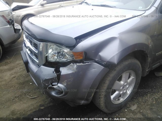 1FMCU02Z08KA18281 - 2008 FORD ESCAPE XLS GRAY photo 6