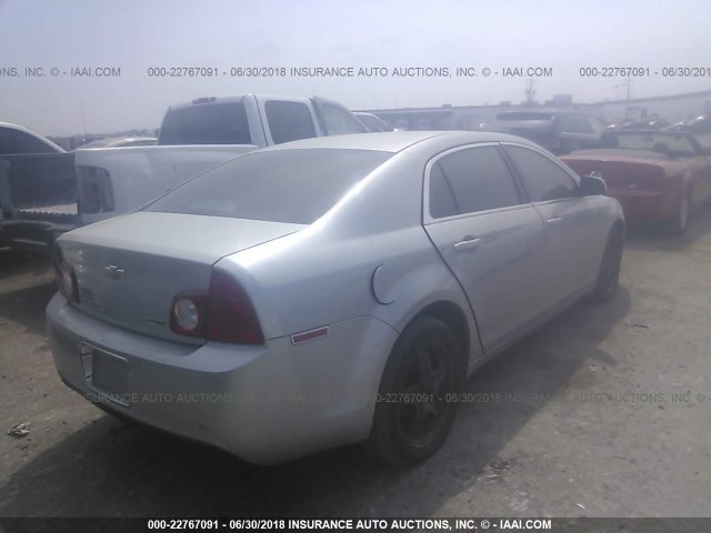 1G1ZC5E07AF295612 - 2010 CHEVROLET MALIBU 1LT ვერცხლისფერი ფოტო 4