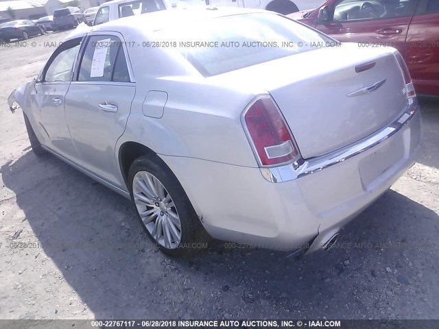 2C3CCACG0CH274855 - 2012 CHRYSLER 300 LIMITED SILVER photo 3