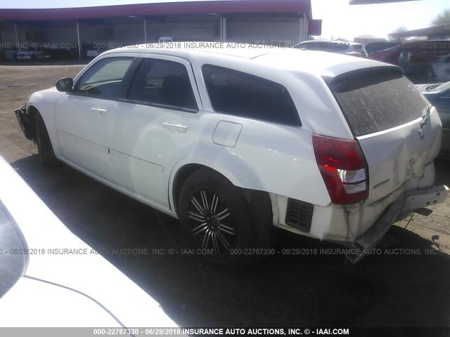 2D4FV47T26H416299 - 2006 DODGE MAGNUM SE WHITE photo 3