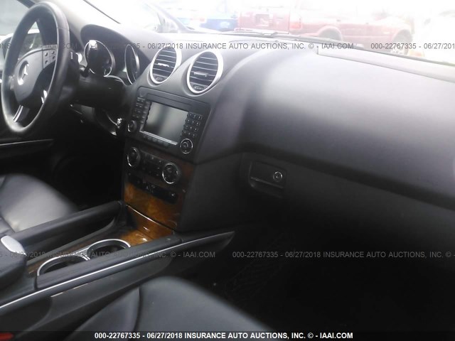 4JGBB86E47A213179 - 2007 MERCEDES-BENZ ML 350 SILVER photo 5