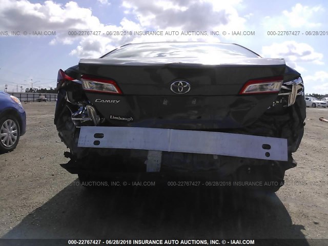 4T1BF1FK5DU718224 - 2013 TOYOTA CAMRY L/SE/LE/XLE 灰色 照片 6