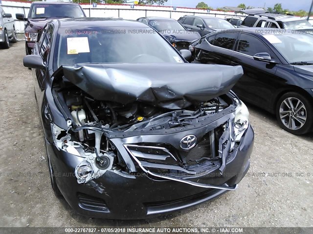 4T1BF3EK2AU052593 - 2010 TOYOTA CAMRY SE/LE/XLE GRAY photo 6
