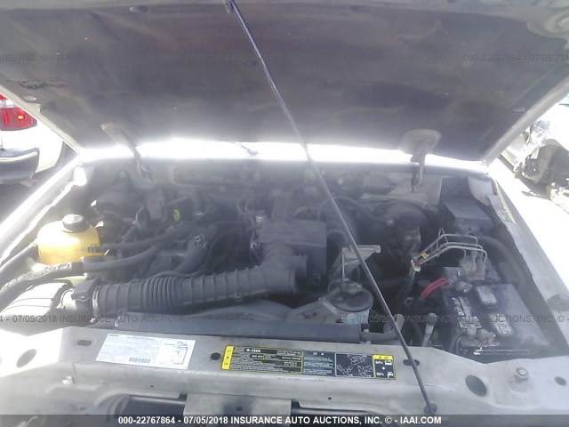 4F4YR12D43TM08719 - 2003 MAZDA B2300 SILVER photo 10