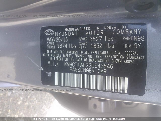 KMHCT4AE2GU942846 - 2016 HYUNDAI ACCENT SE GRAY photo 9