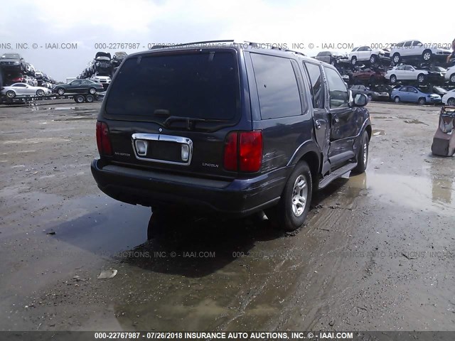 5LMRU27L8WLJ17526 - 1998 LINCOLN NAVIGATOR BLUE photo 4