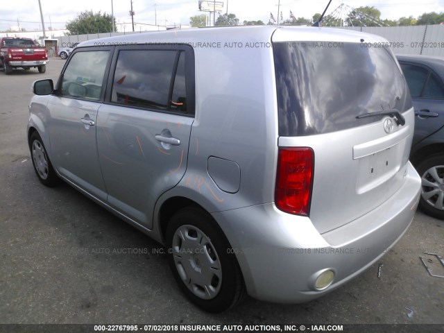JTLKE50E281010963 - 2008 TOYOTA SCION XB Silber Foto 3