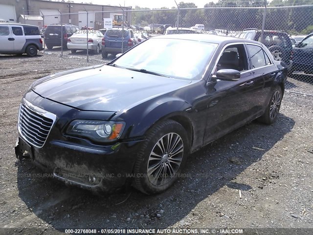 2C3CCAGG4DH505252 - 2013 CHRYSLER 300 S BLACK photo 2