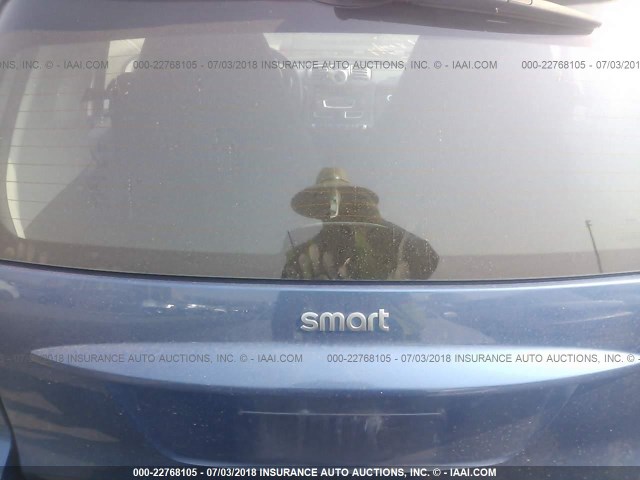 WMEEJ31X79K231027 - 2009 SMART FORTWO PURE/PASSION BLUE photo 8