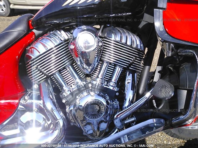 56KTCAAA1H3348248 - 2017 INDIAN MOTORCYCLE CO. CHIEFTAIN RED photo 8