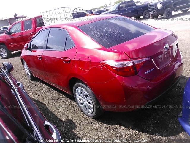 5YFBURHE7HP601800 - 2017 TOYOTA COROLLA L/LE/XLE/SE/XSE RED photo 3