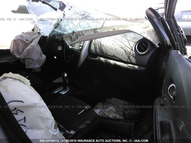 3N1CE2CP3HL376566 - 2017 NISSAN VERSA NOTE S/S PLUS/SV/SL/SR GRAY photo 5