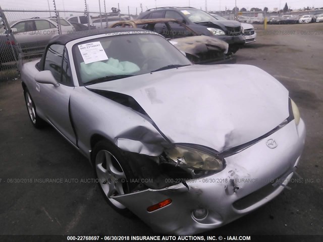 JM1NB353730302488 - 2003 MAZDA MX-5 MIATA LS SILVER photo 1