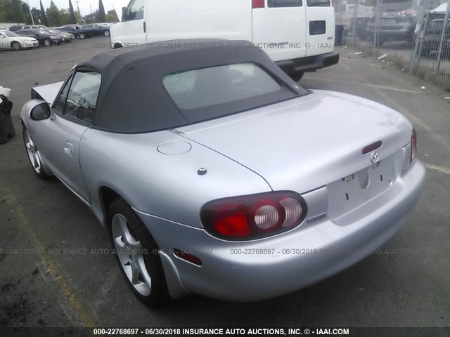 JM1NB353730302488 - 2003 MAZDA MX-5 MIATA LS SILVER photo 3