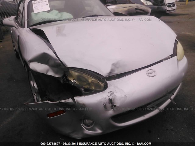 JM1NB353730302488 - 2003 MAZDA MX-5 MIATA LS SILVER photo 6