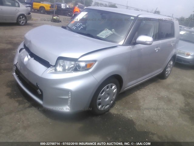 JTLZE4FE5FJ071964 - 2015 TOYOTA SCION XB Silber Foto 2
