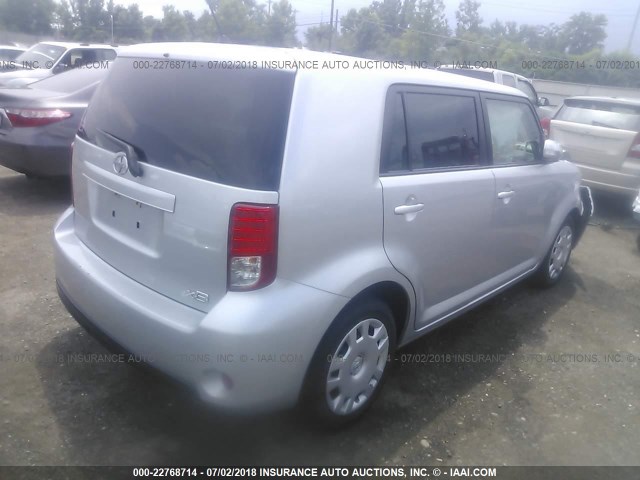 JTLZE4FE5FJ071964 - 2015 TOYOTA SCION XB Silber Foto 4