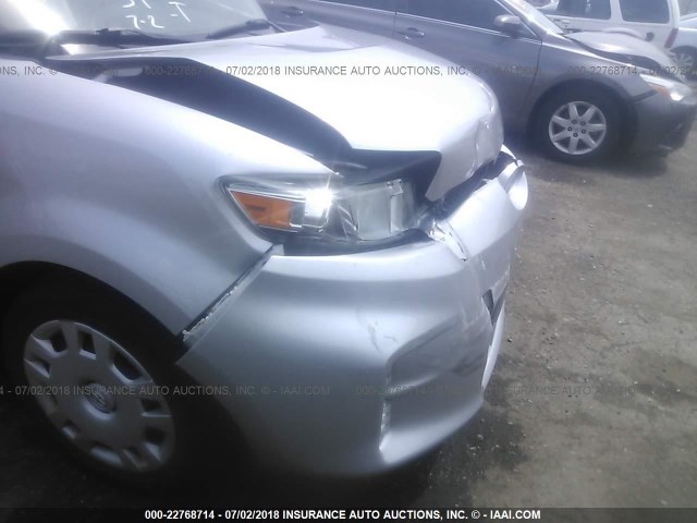 JTLZE4FE5FJ071964 - 2015 TOYOTA SCION XB Silber Foto 6