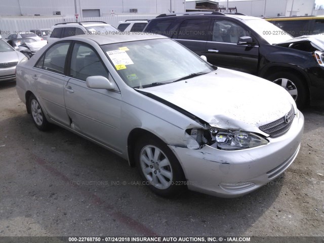 4T1BE32K02U063746 - 2002 TOYOTA CAMRY LE/XLE/SE 灰色 照片 1