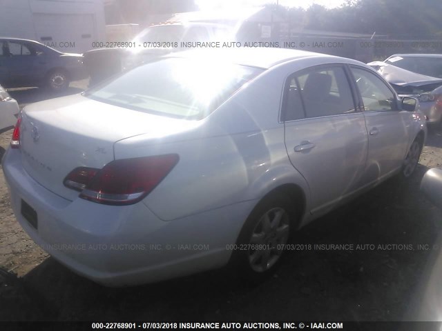 4T1BK3DB0AU363193 - 2010 TOYOTA AVALON XL/XLS/LIMITED WHITE photo 4