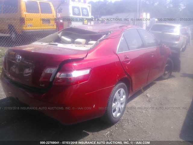 4T1BE46K27U035888 - 2007 TOYOTA CAMRY NEW GENERAT CE/LE/XLE/SE RED photo 4