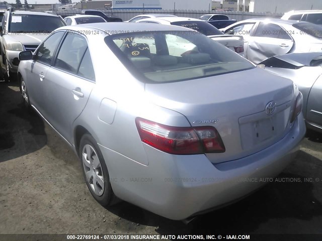 4T1BK46K67U547467 - 2007 TOYOTA CAMRY NEW GENERAT LE/XLE/SE SILVER photo 3