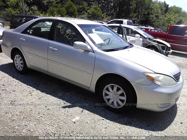 4T1BE32K44U909346 - 2004 TOYOTA CAMRY LE/XLE/SE 银色 照片 1