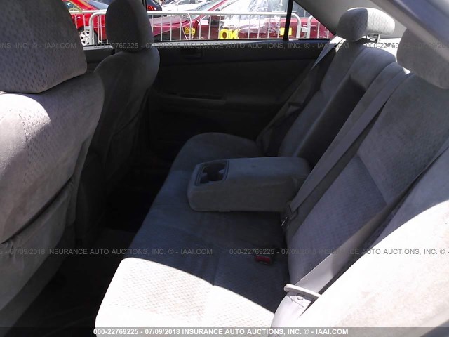 4T1BE32K44U909346 - 2004 TOYOTA CAMRY LE/XLE/SE 银色 照片 8