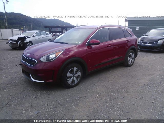 KNDCB3LC8H5088762 - 2017 KIA NIRO FE/LX RED photo 2