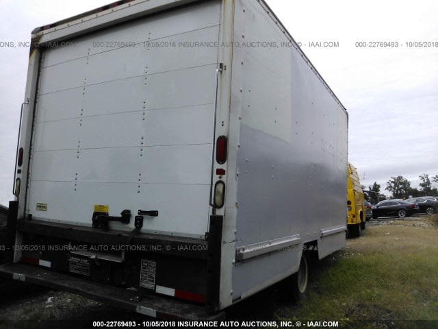 1FDSE35L07DA15417 - 2007 FORD ECONOLINE E350 SUPER DUTY CTWAY VAN WHITE photo 4