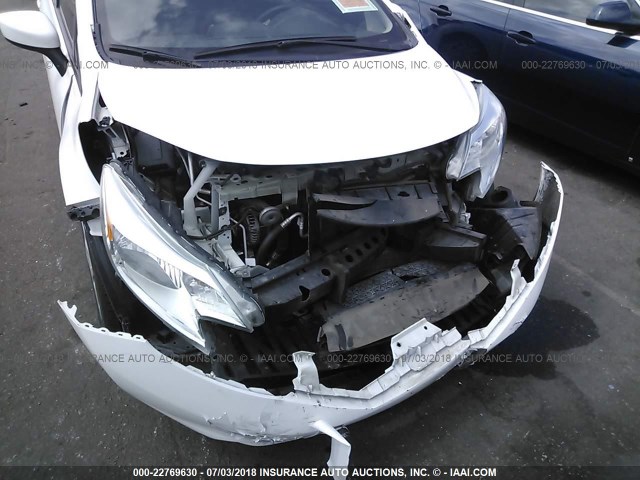 3N1CE2CP2GL381255 - 2016 NISSAN VERSA NOTE S/S PLUS/SV/SL/SR WHITE photo 6