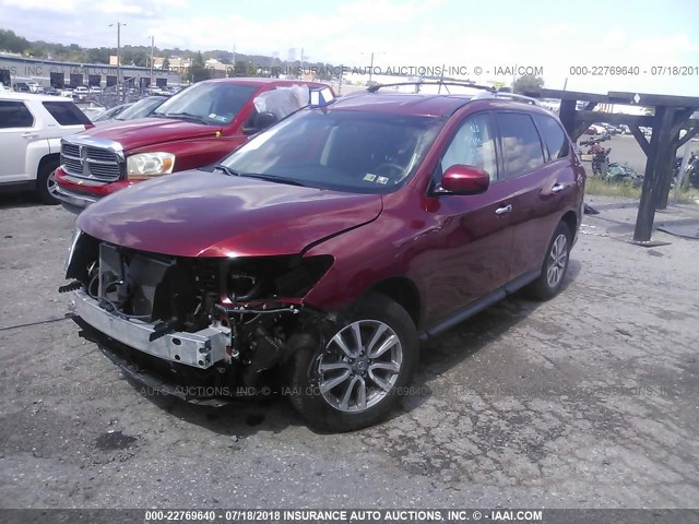 5N1AR2MN7GC611675 - 2016 NISSAN PATHFINDER S/SV/SL/PLATINUM RED photo 2