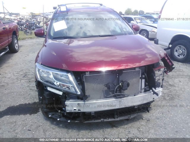 5N1AR2MN7GC611675 - 2016 NISSAN PATHFINDER S/SV/SL/PLATINUM 红色 照片 6