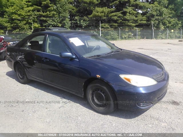 4T1BE32K02U617612 - 2002 TOYOTA CAMRY LE/XLE/SE ლურჯი ფოტო 1