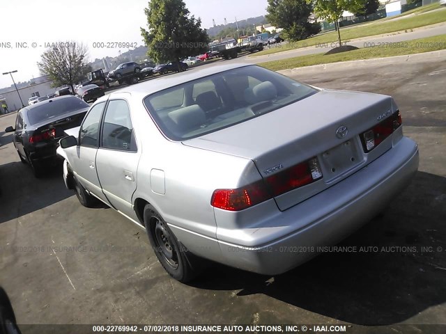4T1BG22K21U854895 - 2001 TOYOTA CAMRY CE/LE/XLE GRAY photo 3