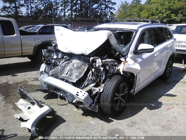 5TDKKRFHXGS161838 - 2016 TOYOTA HIGHLANDER XLE თეთრი ფოტო 2