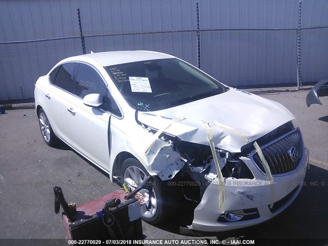 1G4PR5SKXD4123217 - 2013 BUICK VERANO CONVENIENCE WHITE photo 1