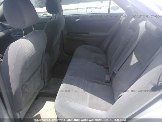 4T1BE32K05U595938 - 2005 TOYOTA CAMRY LE/XLE/SE ვერცხლისფერი ფოტო 8