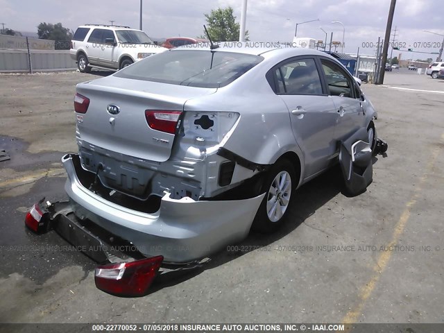 KNADN4A35G6676015 - 2016 KIA RIO EX/SX SILVER photo 4